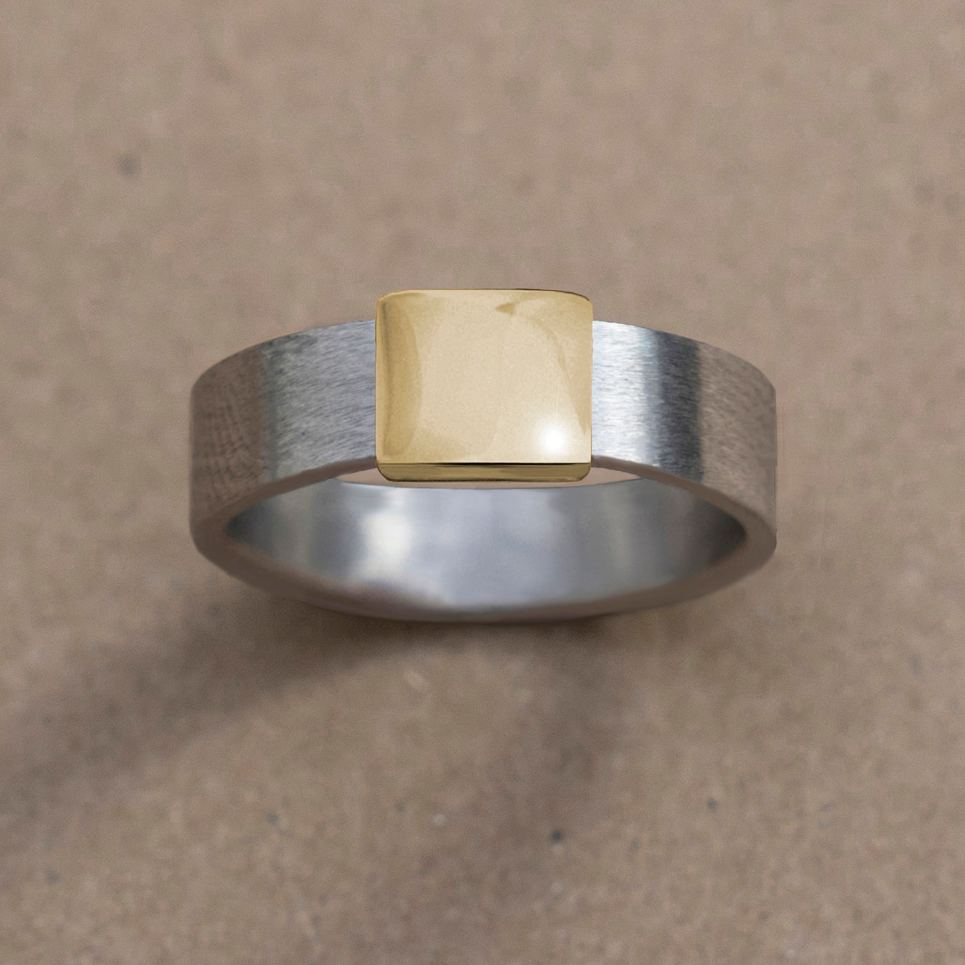 Classic 7mm Yellow Gold Barrel Band