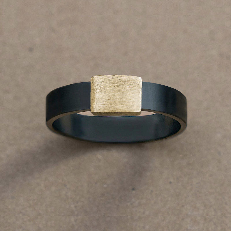 Gunmetal 5mm Yellow Gold Barrel Band